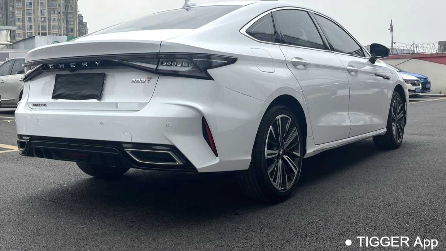 Chery 2022 ARRIZO 8 1.6T DCT Yi