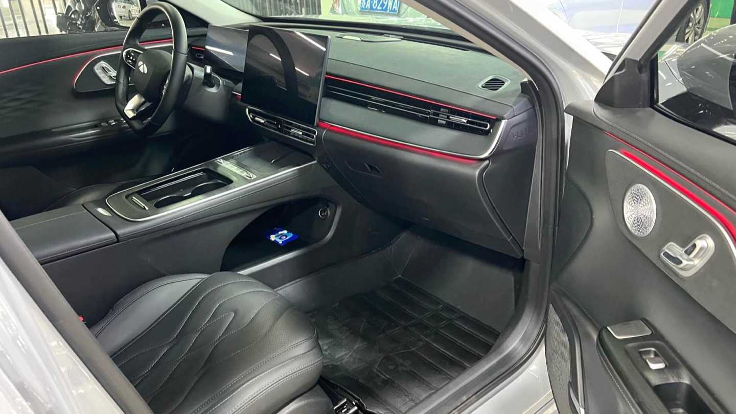 FULWIN 2025 A8L 1.5TGDI 145km Luxury Model