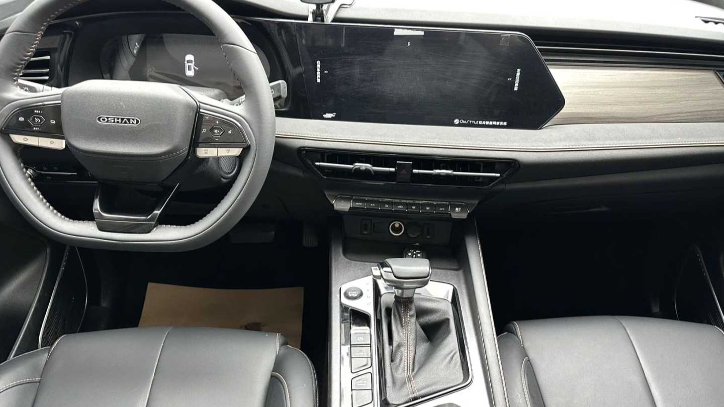 OSHAN 2023 X7 Enjoy 1.5T Automatic Prestige Edition