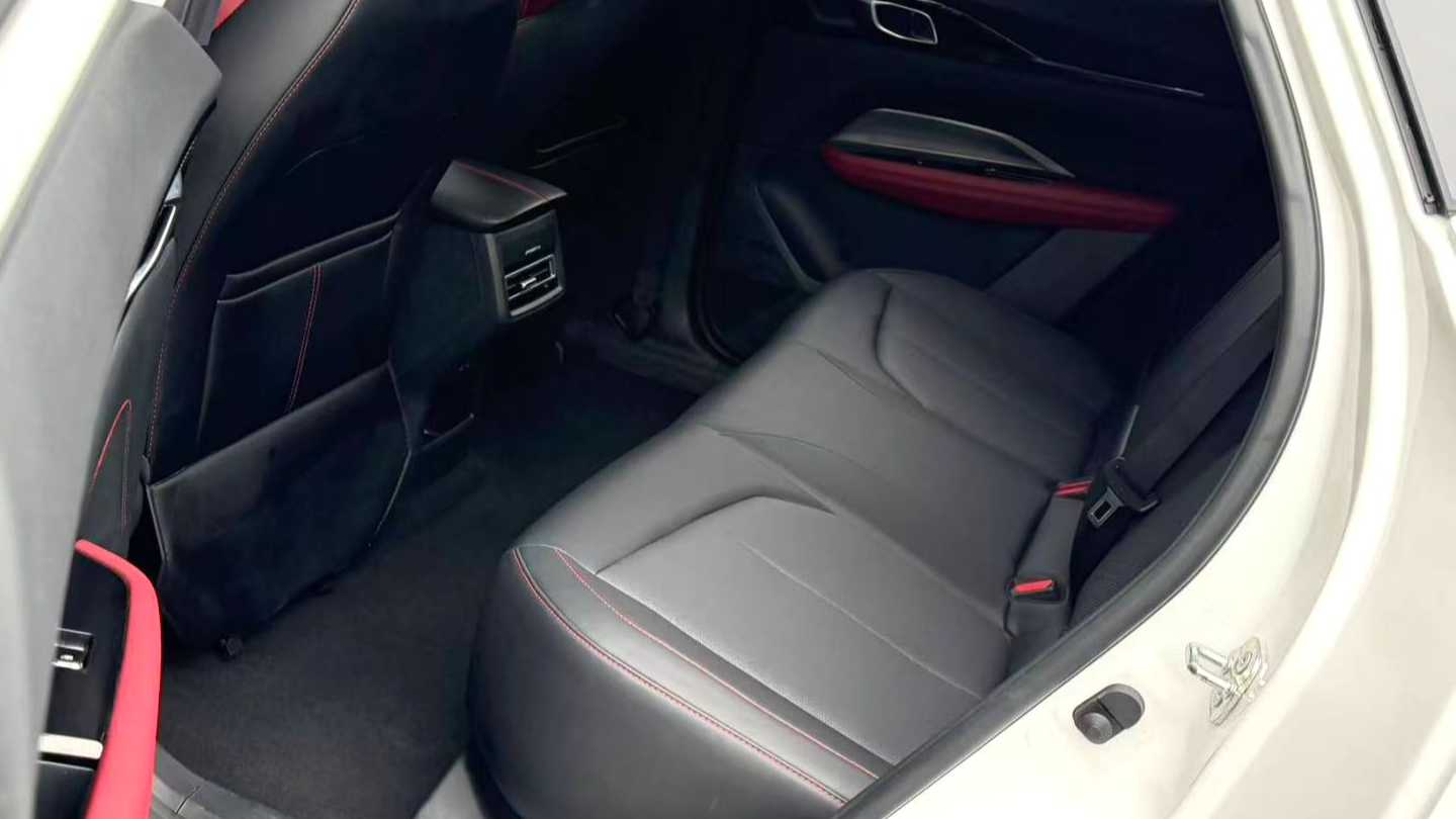 OSHAN 2023 Z6 Blue Whale 1.5T DCT Intelligent Leading City Edition