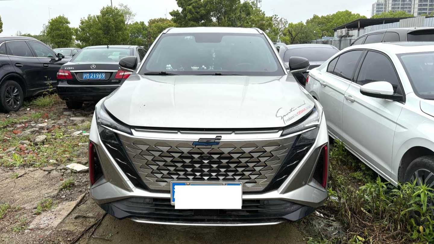 OSHAN 2023 Z6 Blue Whale 2.0T Automatic Intelligent Driving Type
