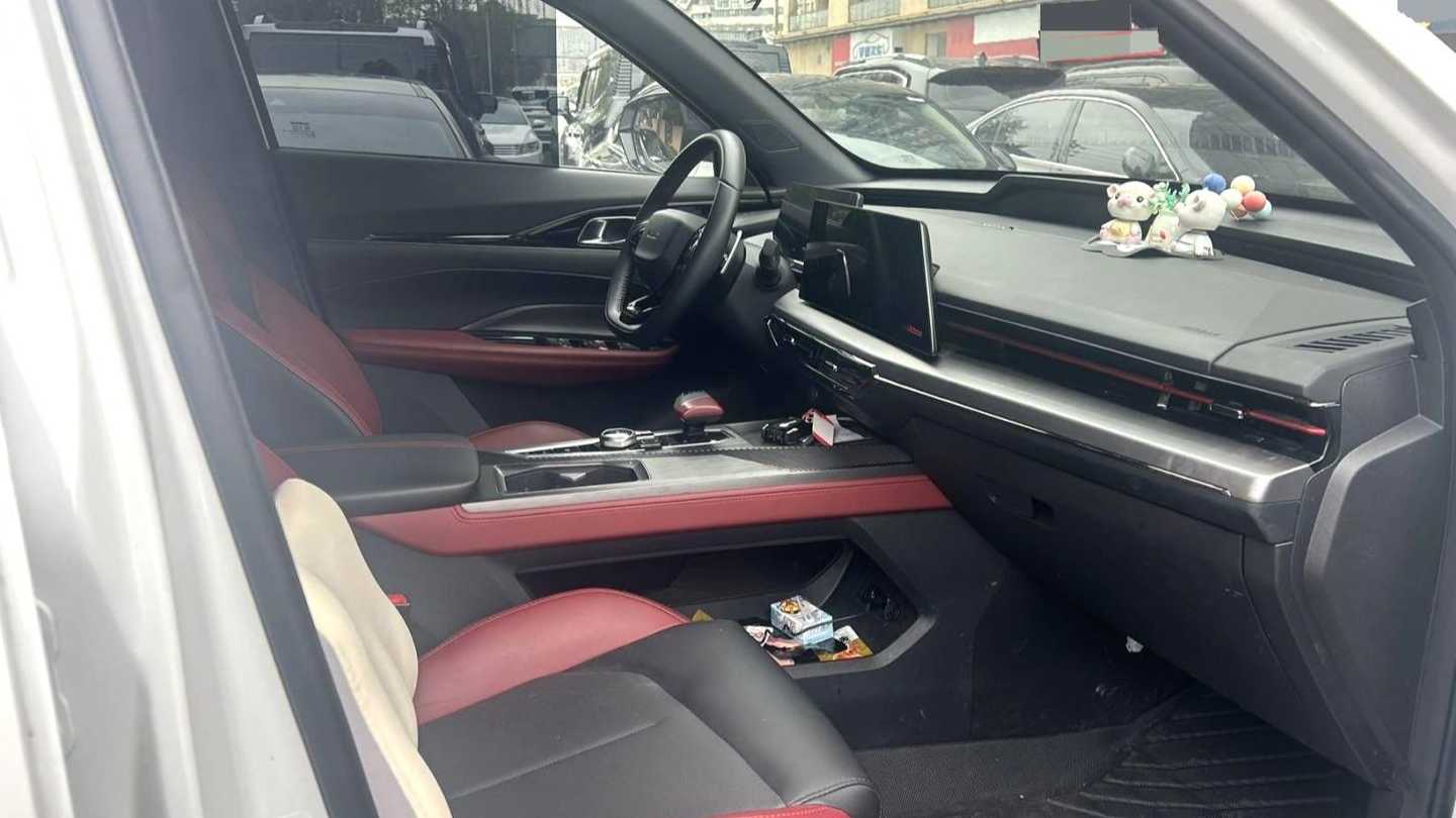 OSHAN 2023 Z6 Blue Whale 1.5T DCT Intelligent Prestige Type