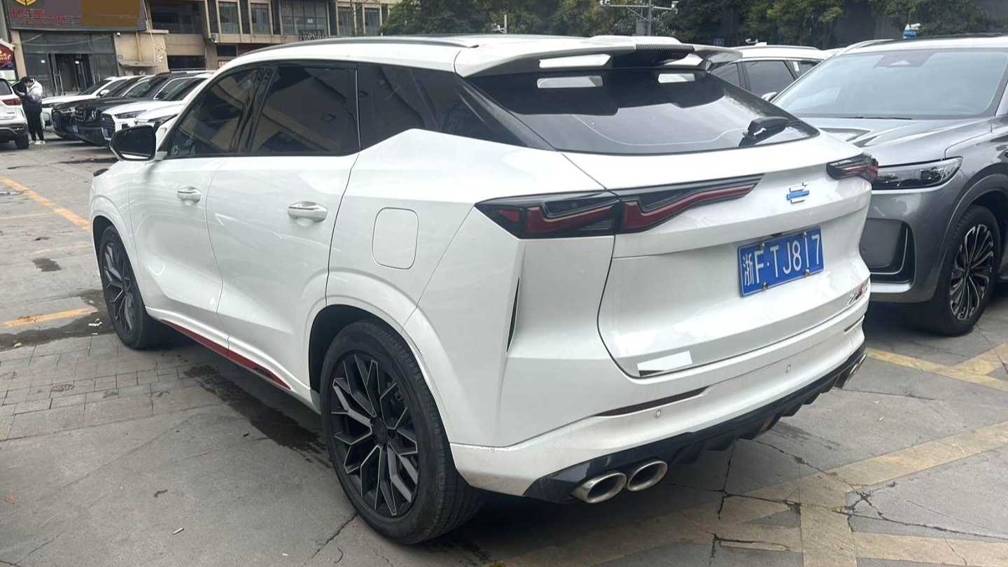 OSHAN 2023 Z6 Blue Whale 1.5T DCT Intelligent Prestige Type