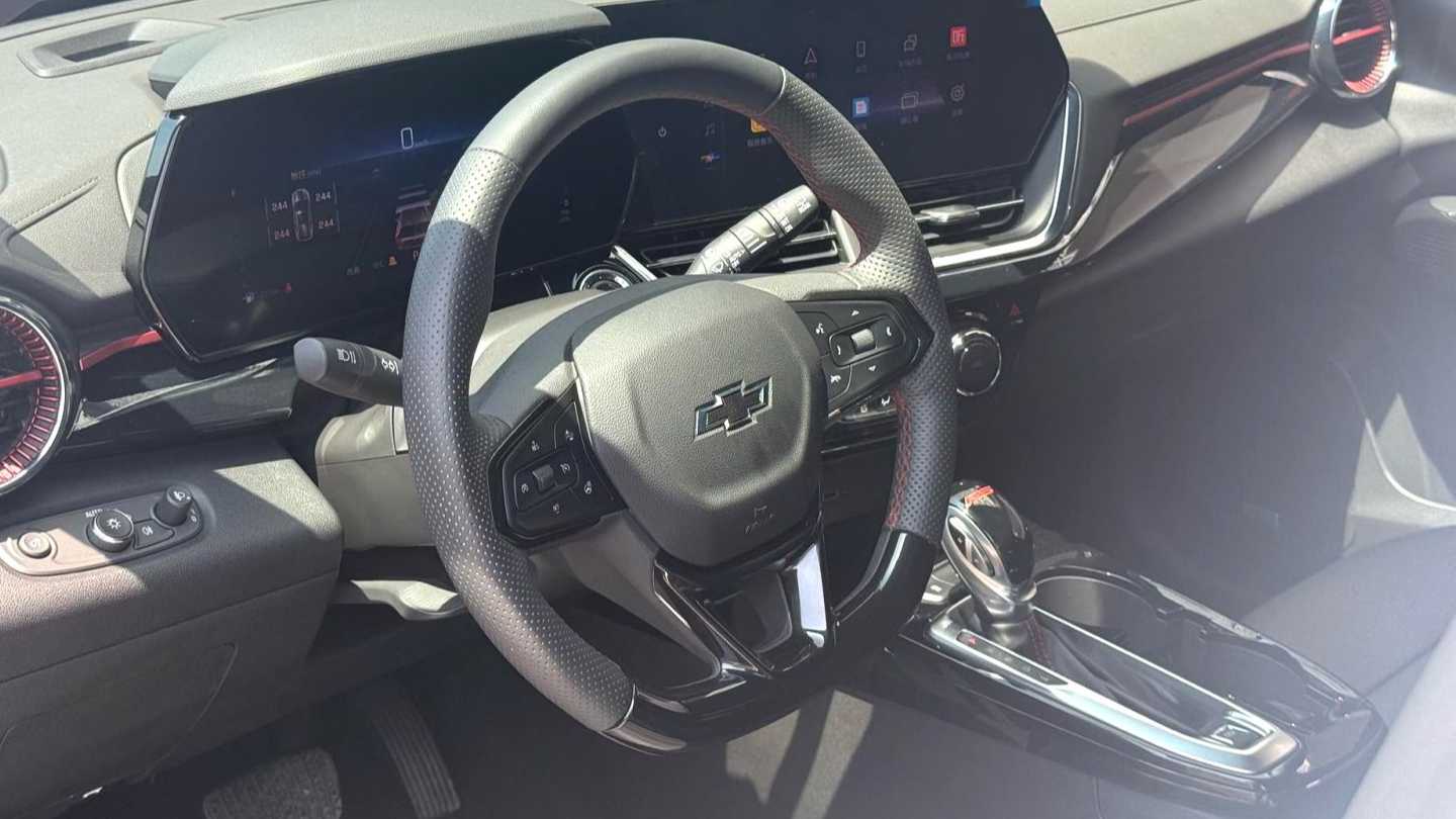 CHEVROLET 2022 SEEKER 1.5T CVT RS Bee Tide Edition