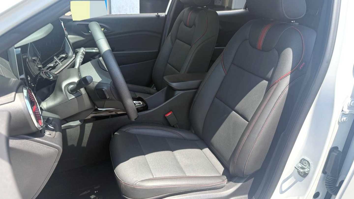 CHEVROLET 2022 SEEKER 1.5T CVT RS Bee Tide Edition