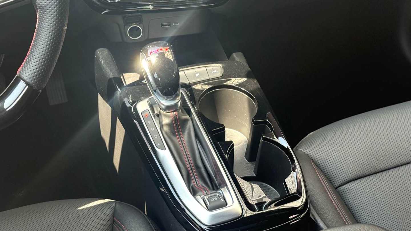 CHEVROLET 2022 SEEKER 1.5T CVT RS Bee Tide Edition