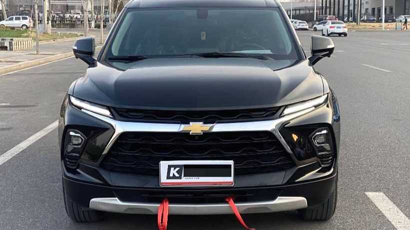 CHEVROLET 2023 BLAZER Light Hybrid 650T Edition
