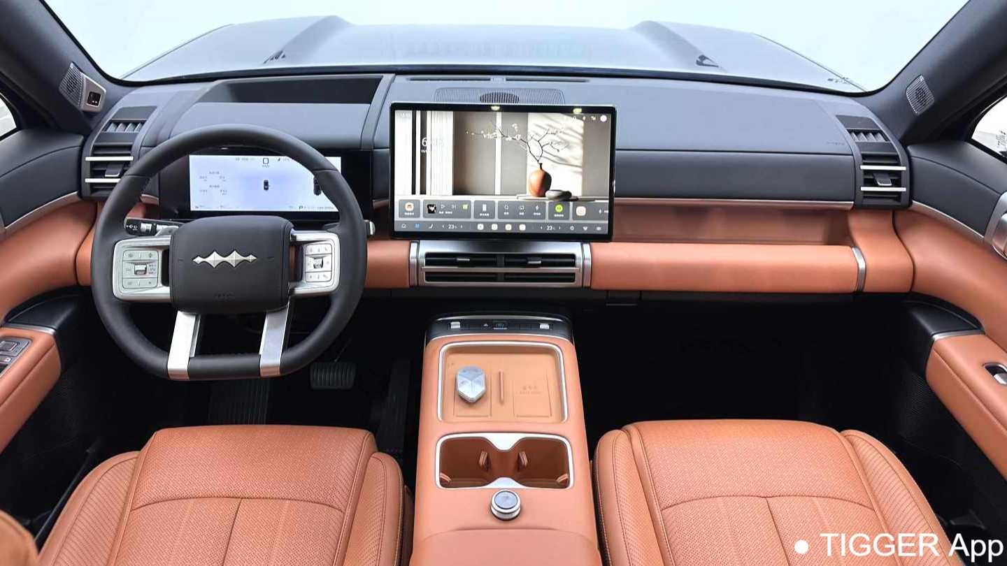 Formula Leopard‌ 2025 T7 190KM 4WD Ultra Edition