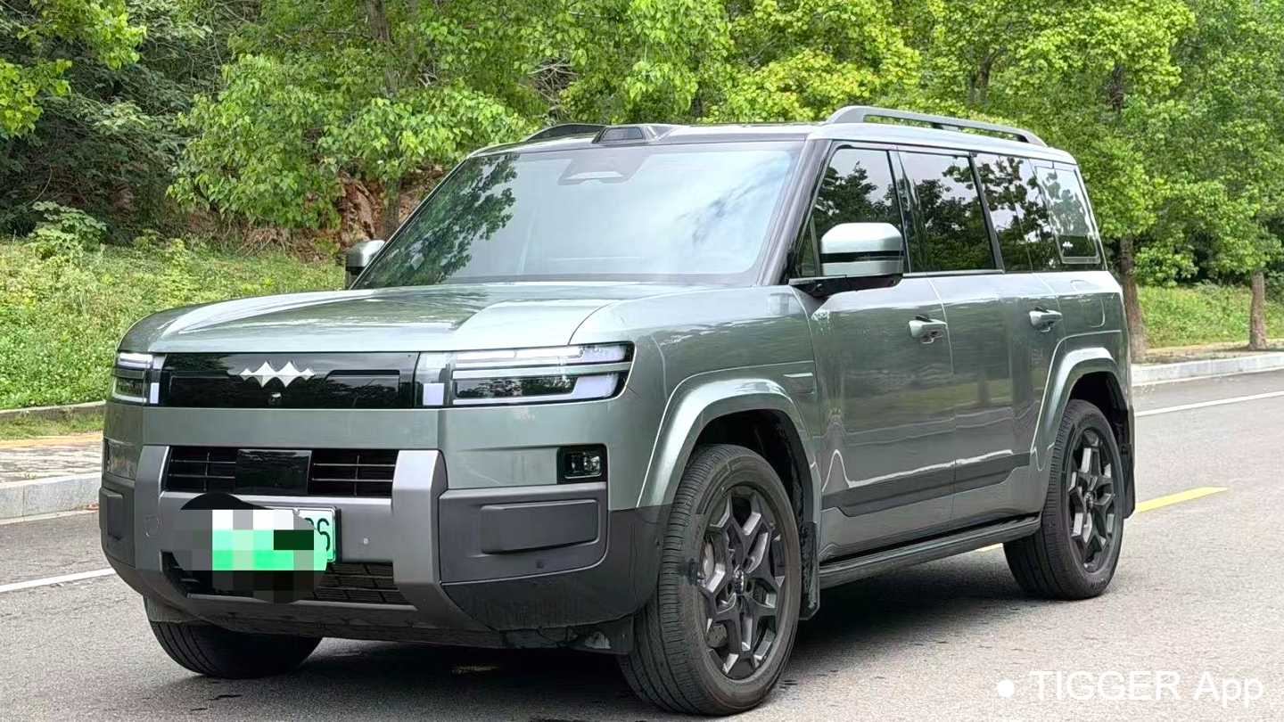 Formula Leopard‌ 2025 T7 190KM 4WD Ultra Edition
