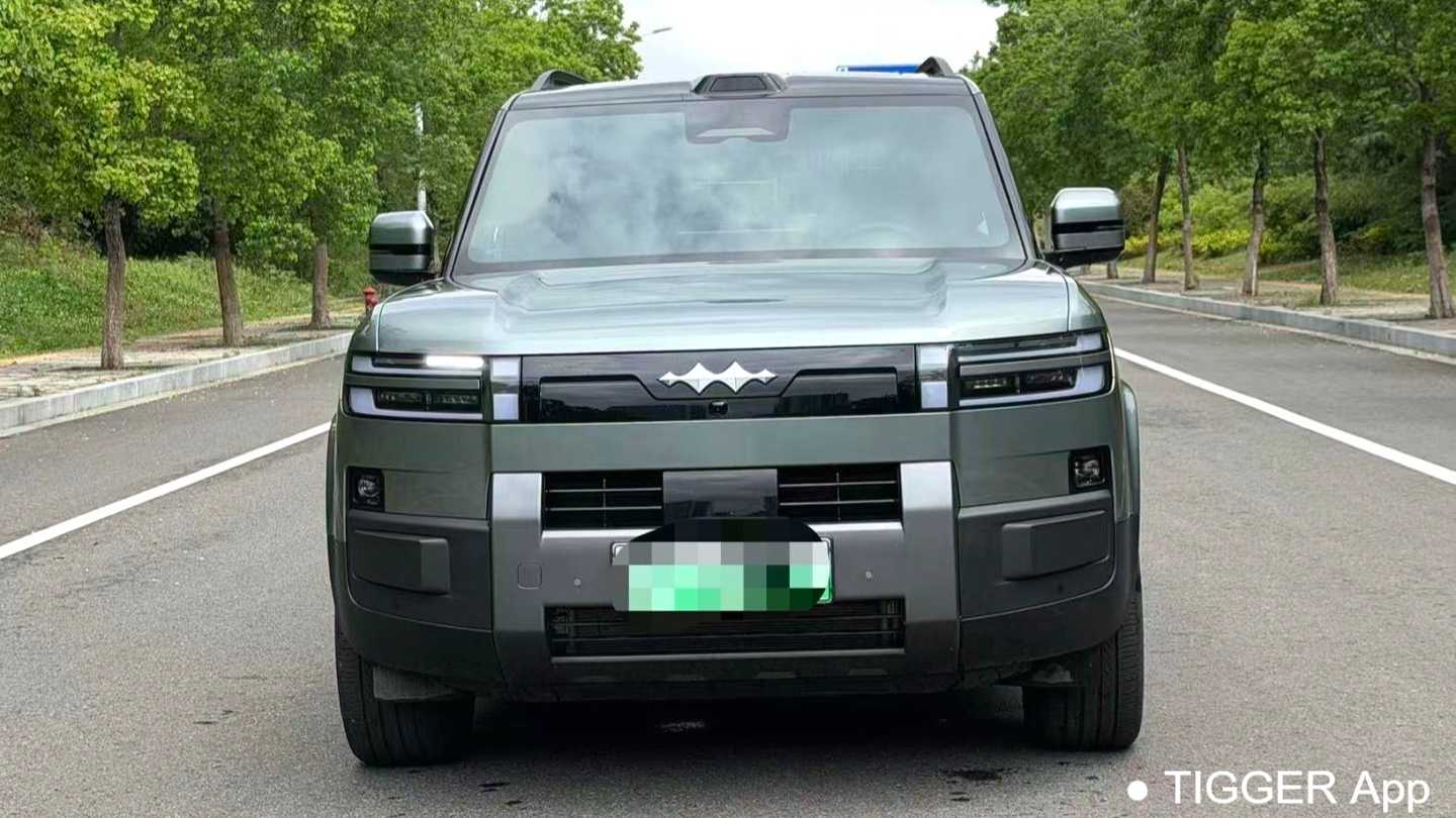 Formula Leopard‌ 2025 T7 190KM 4WD Ultra Edition
