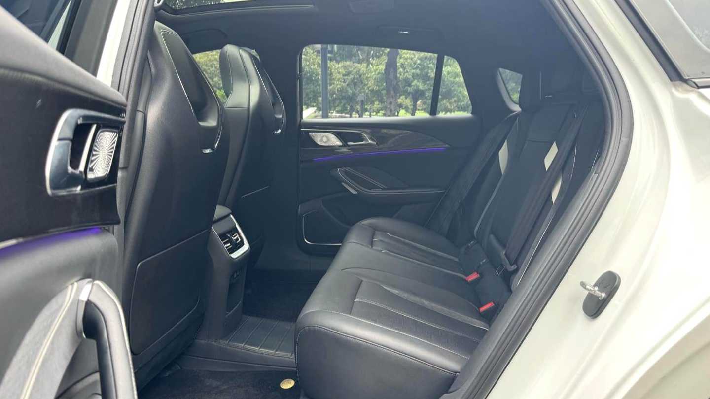 Hong Qi 2023 H6 2.0T Zhishang Edition