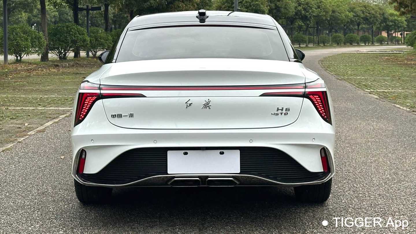 Hong Qi 2023 H6 2.0T Zhiyi Edition