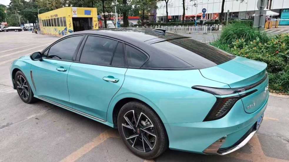 Hong Qi 2023 H6 2.0T Zhimei Edition