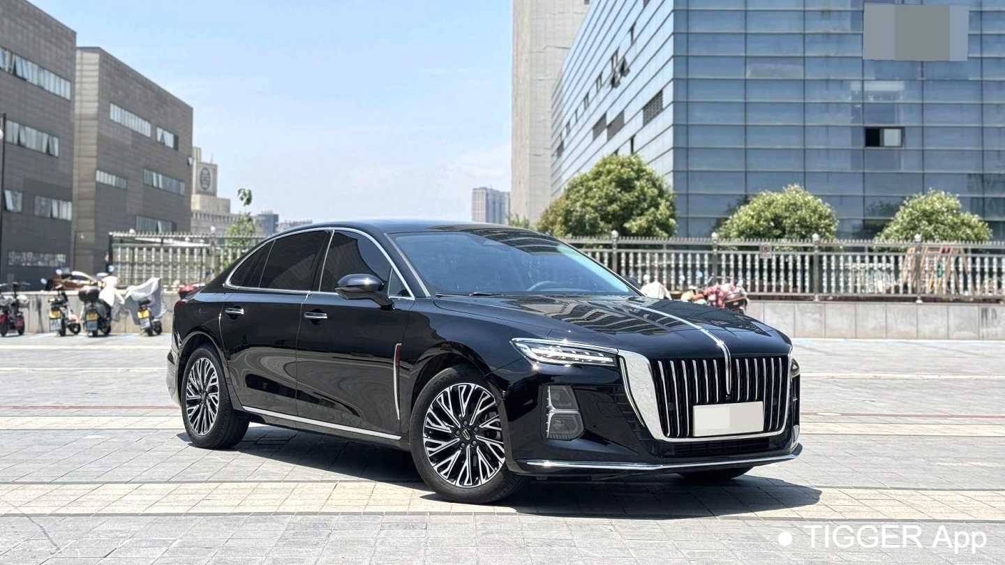 Hong Qi 2024 H6 2.0T Zhixing Edition