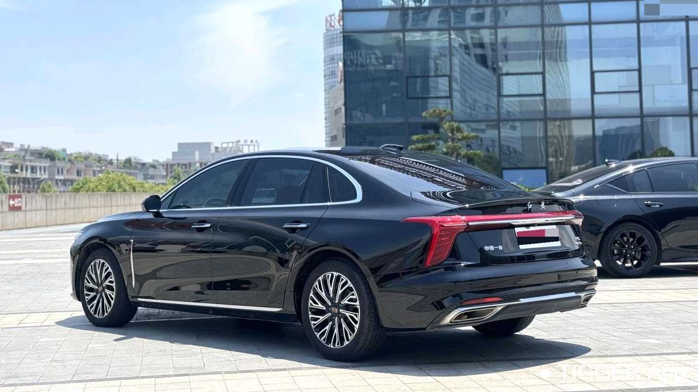 Hong Qi 2024 H6 2.0T Zhixing Edition