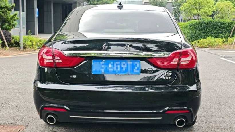 Hong Qi 2021 H7 1.8T Comfort Edition