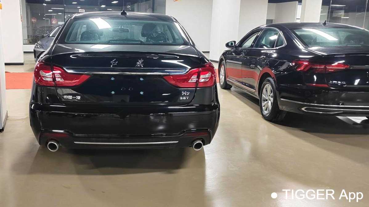 Hong Qi 2021 H7 1.8T Comfort Edition