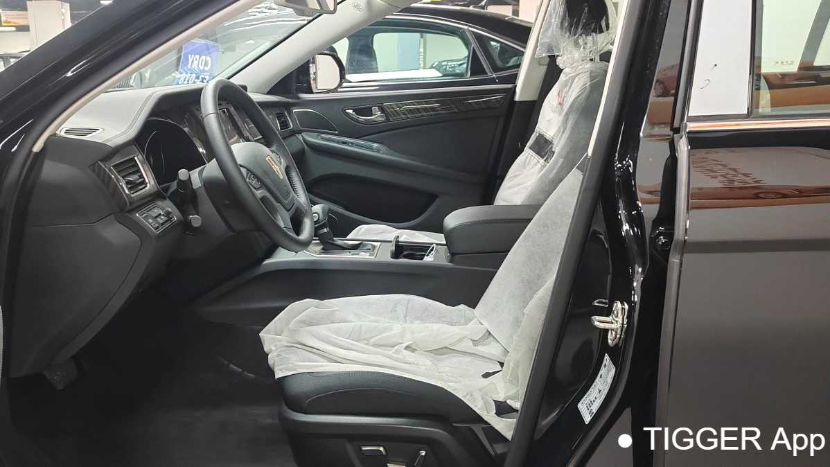 Hong Qi 2021 H7 1.8T Comfort Edition