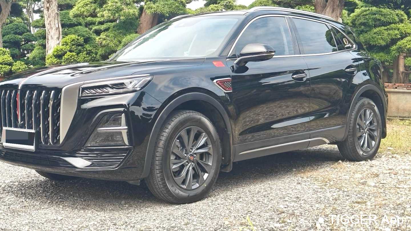 Hong Qi 2025 HS5 2.0T 2WD Flagship Pro Edition