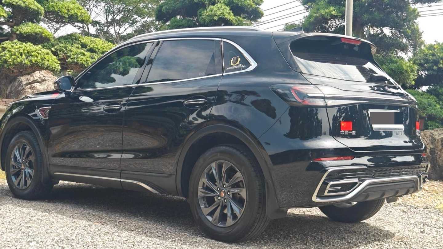 Hong Qi 2025 HS5 2.0T 2WD Flagship Pro Edition