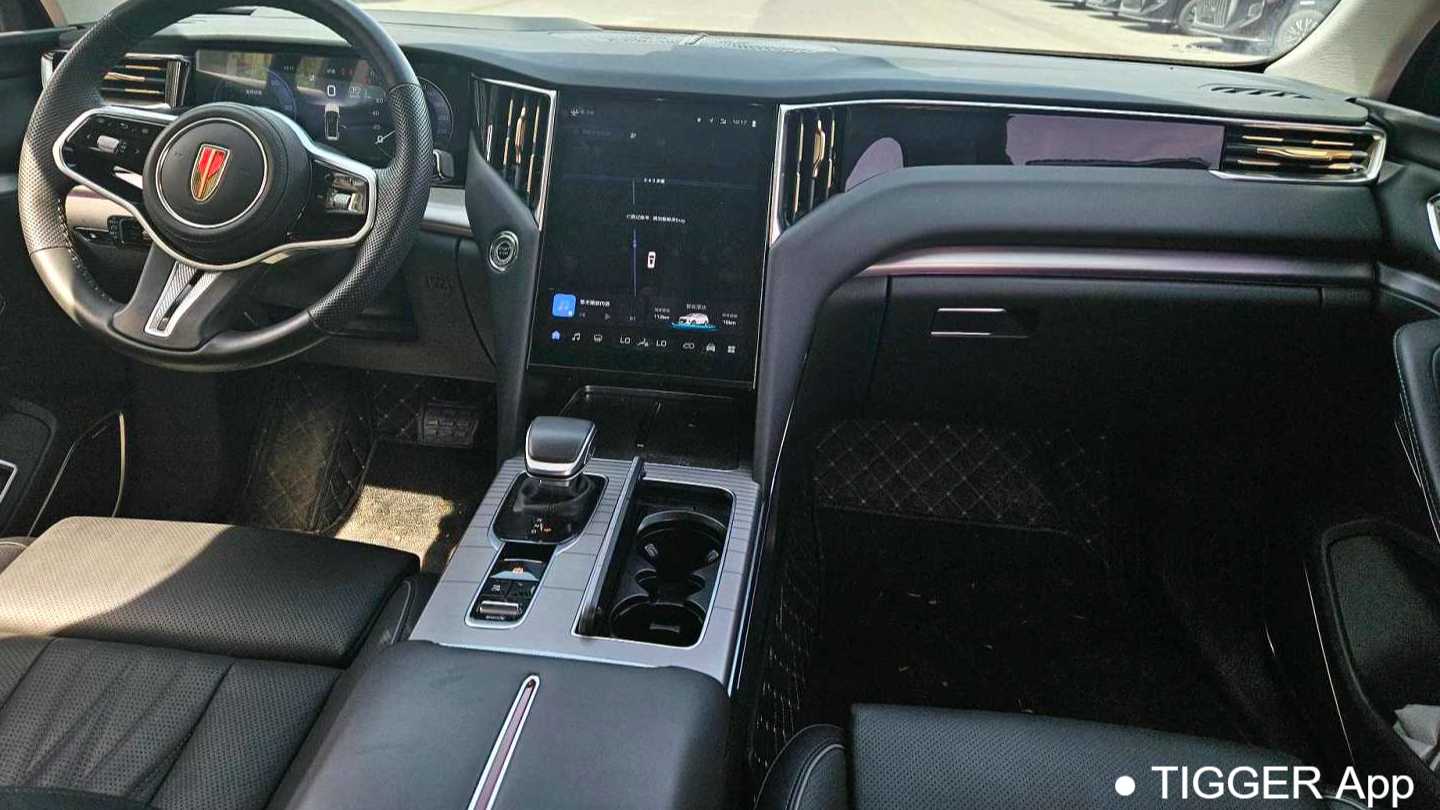 Hong Qi 2024 HS7 2.0T PHEV four-wheel drive flagship version 6-seater