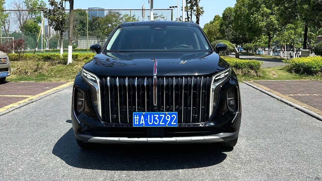 Hong Qi 2023 HS7 2.0T AT 4WD Flag collar version with seven seats