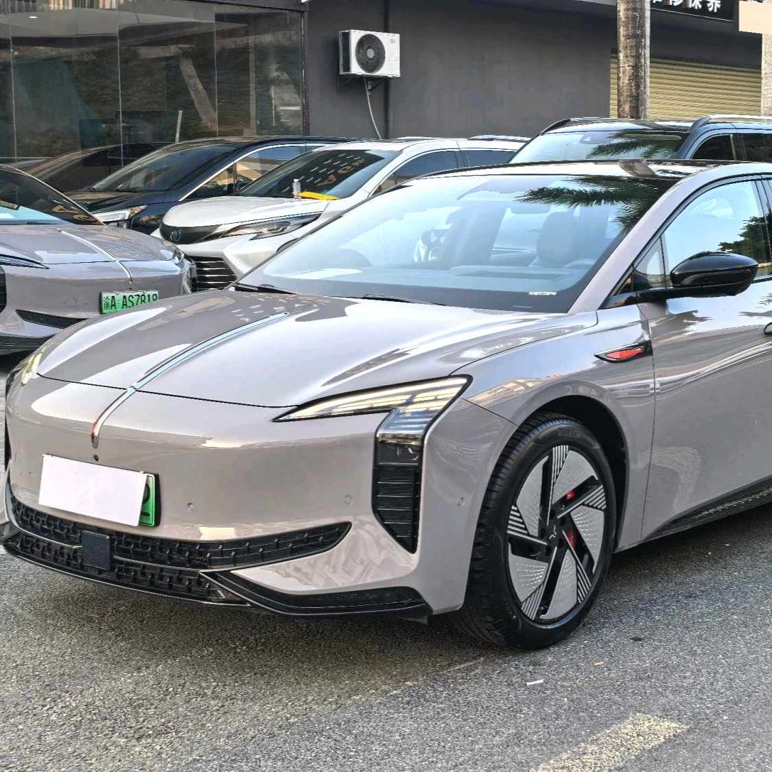 Hong Qi 2025 EH7 640 4WD Intelligent Selection Edition Used Car