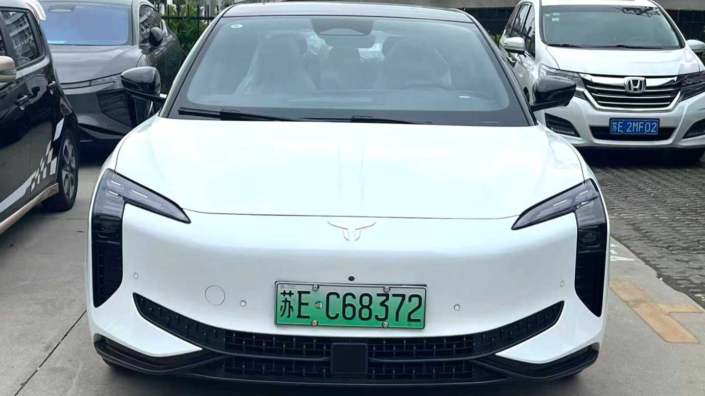 Hong Qi 2024 EH7 640 Pro+4WD version