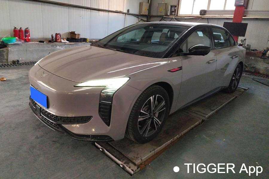 Used Hong Qi 2024 EH7 690 Pro Honor Edition