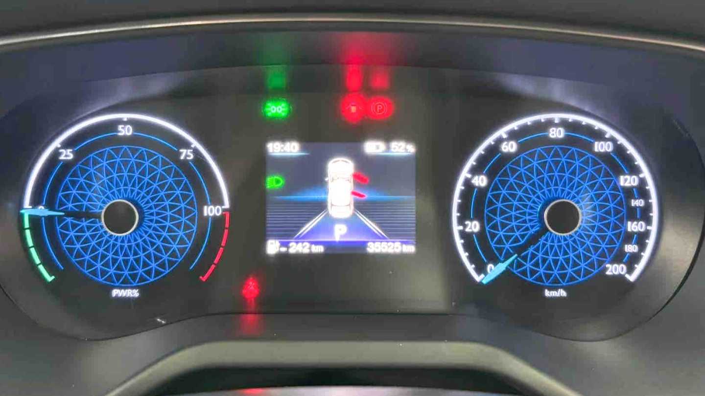 Hong Qi 2022 E-QM5 431km Charging Enjoyment Edition