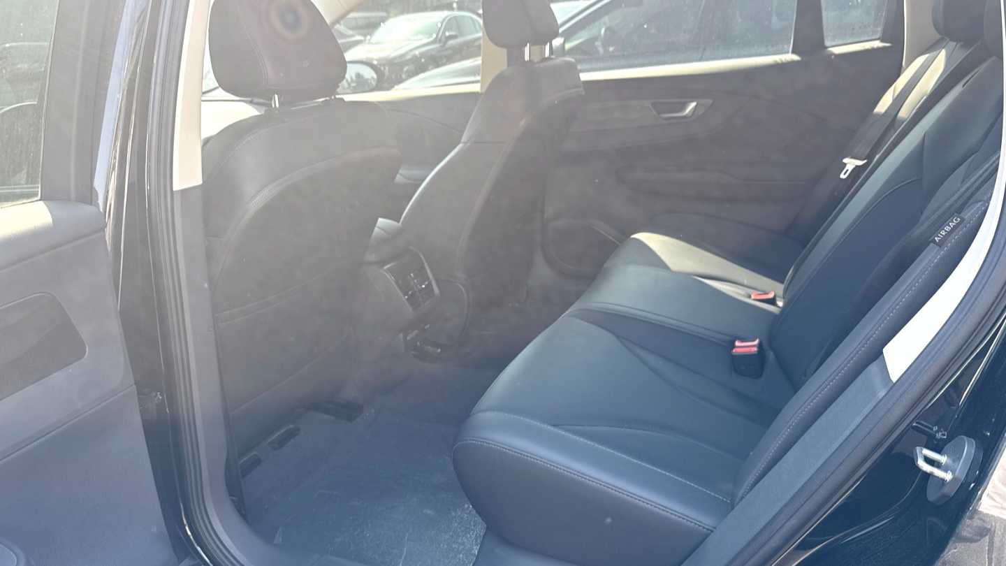 Hong Qi 2022 E-QM5 NetEase Charging T3 Edition 5-seater