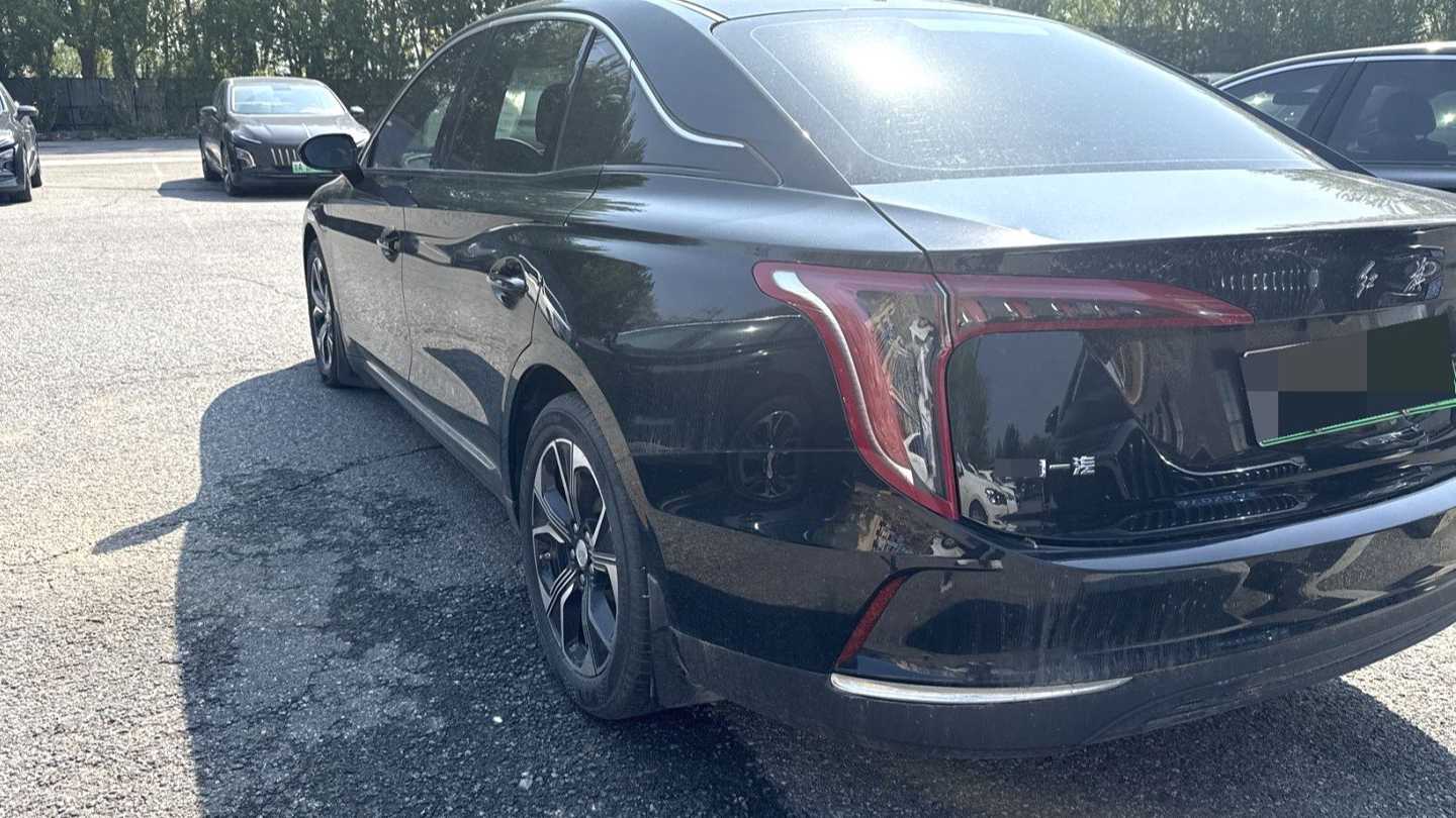 Hong Qi 2022 E-QM5 NetEase Charging T3 Edition 5-seater