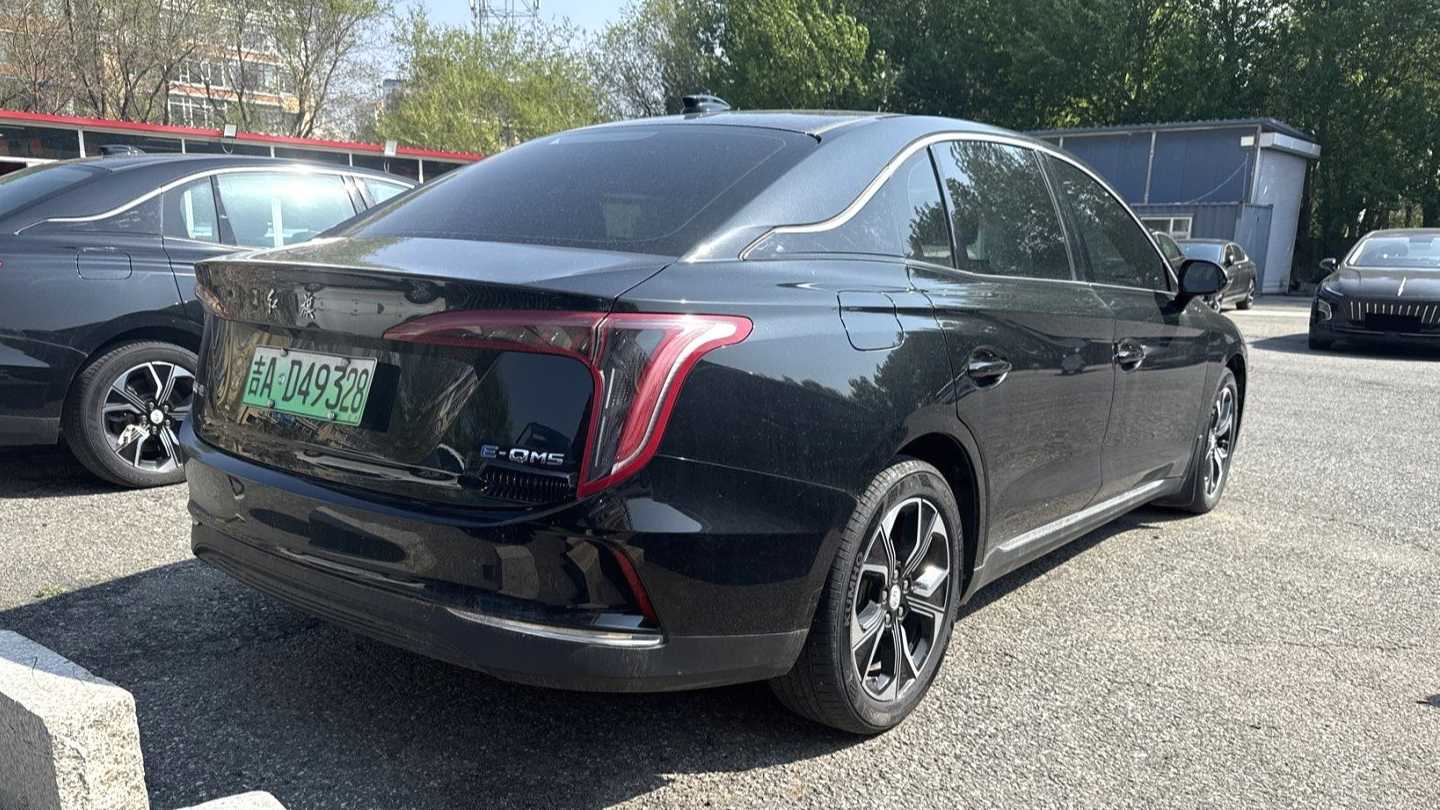 Hong Qi 2022 E-QM5 NetEase Charging T3 Edition 5-seater