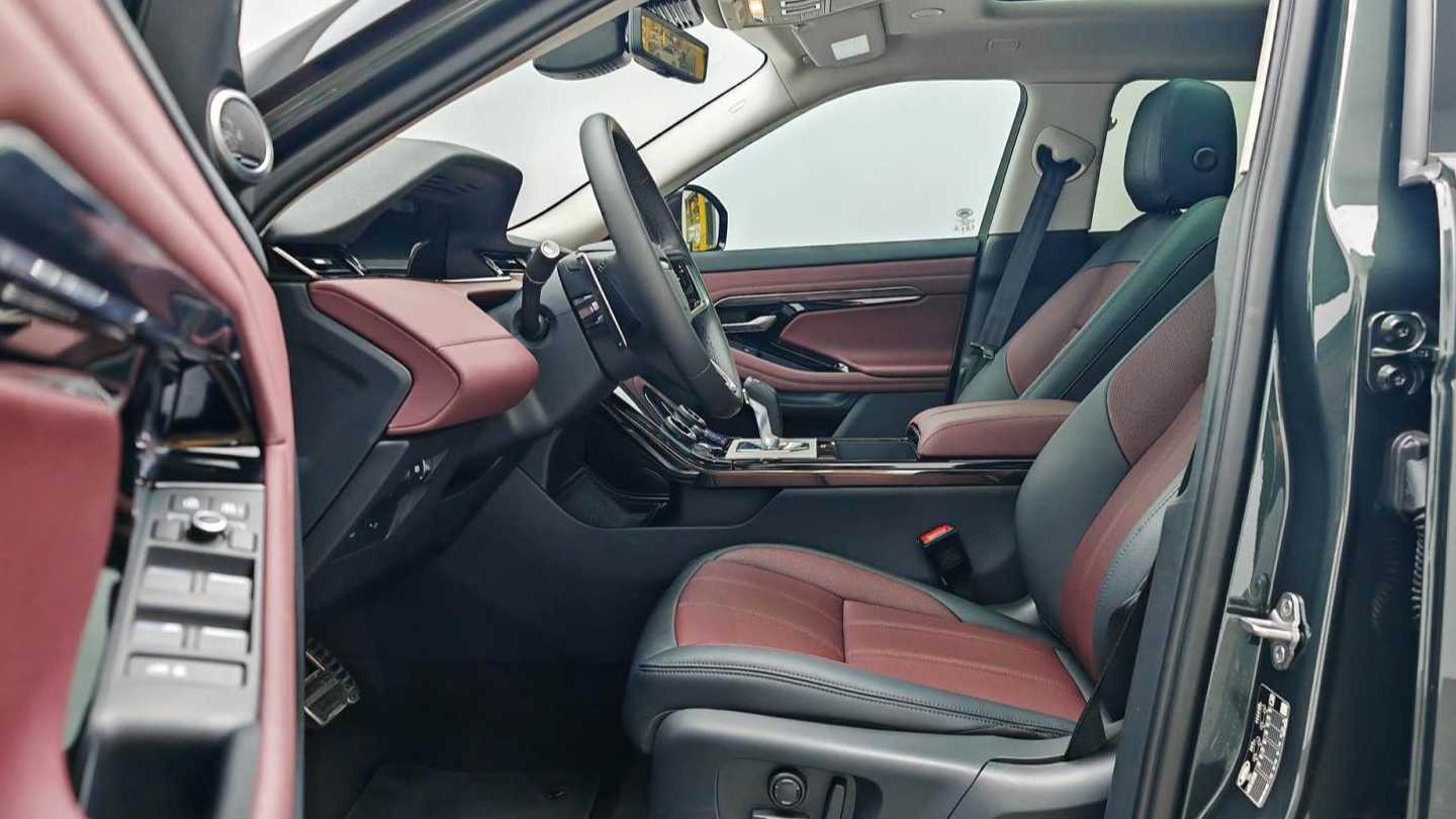 Land Rover 2023 Range Rover Evoque Aurora L 249PS Luxury Edition