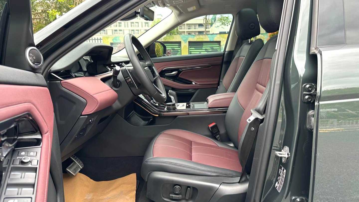 Land Rover 2023 Range Rover Evoque Aurora L 249PS Luxury Edition