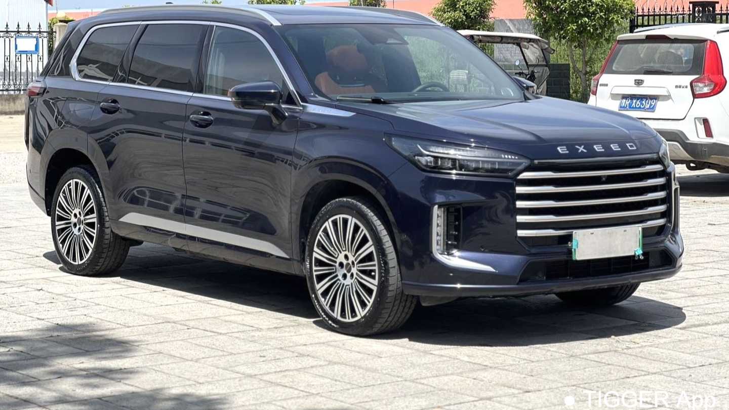 EXEED 2025 Lanyue C-DM 180 Ultra Long Range Ultra 4WD 6-seater