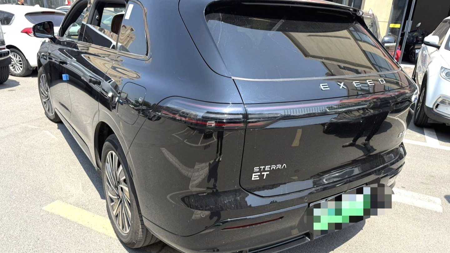 EXEED 2025 STERRA ET Extended range 240 Pro four-wheel drive high-speed assisted driv