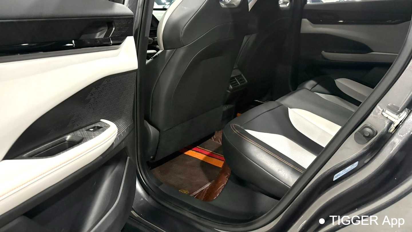 Changan 2024 UNI-V iDD‌ Blue Whale Intelligent Electric iDD 136km Smart Prestige Type