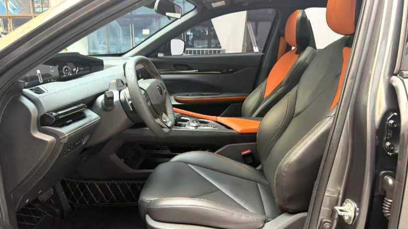 Changan UNI-V 2022 1.5T Prestige Model