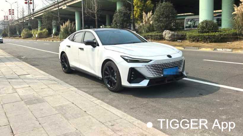 Changan UNI-V 2025 1.5T 500Bar High Energy Edition