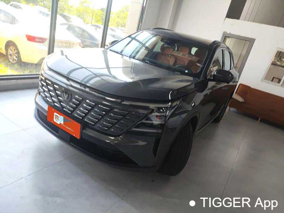 مستعمل Changan CS75PLUS 2025 4th 1.5T New Blue Whale Smart Luxury Edition