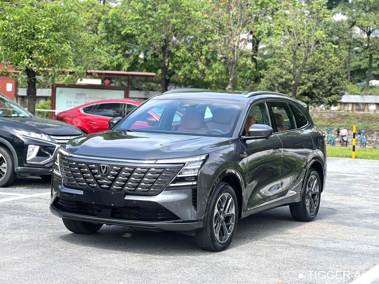 مستعمل Changan CS75PLUS 2025 The fourth generation 1.5T new Blue Whale intelligent flagship