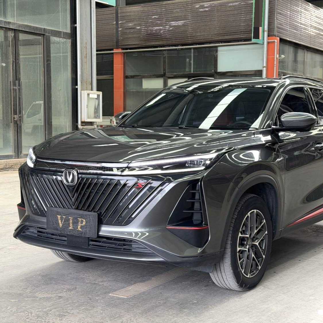 Changan CS75PLUS 2023 Third generation 1.5T automatic navigation type سيارة مستعملة