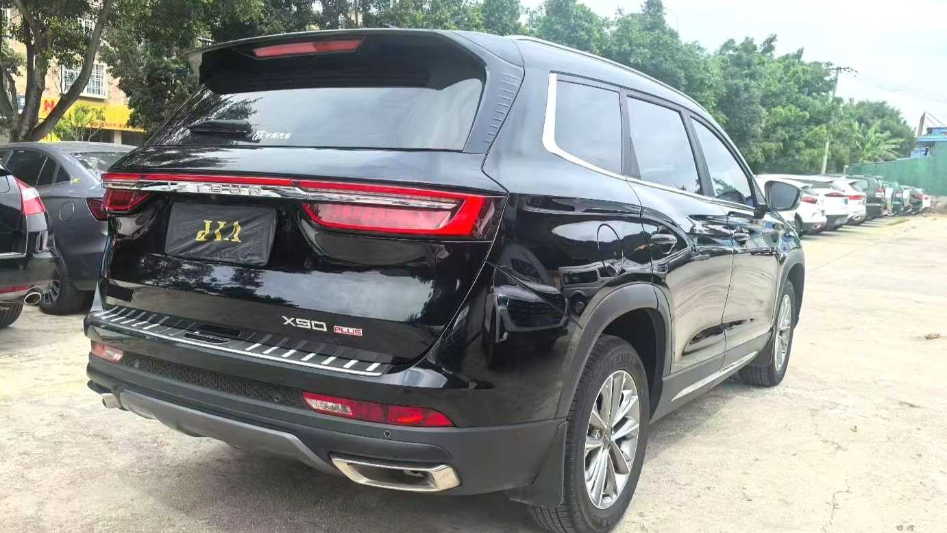 JETOUR X90 PLUS 2024 1.6TD manual villa PRO 7-seater