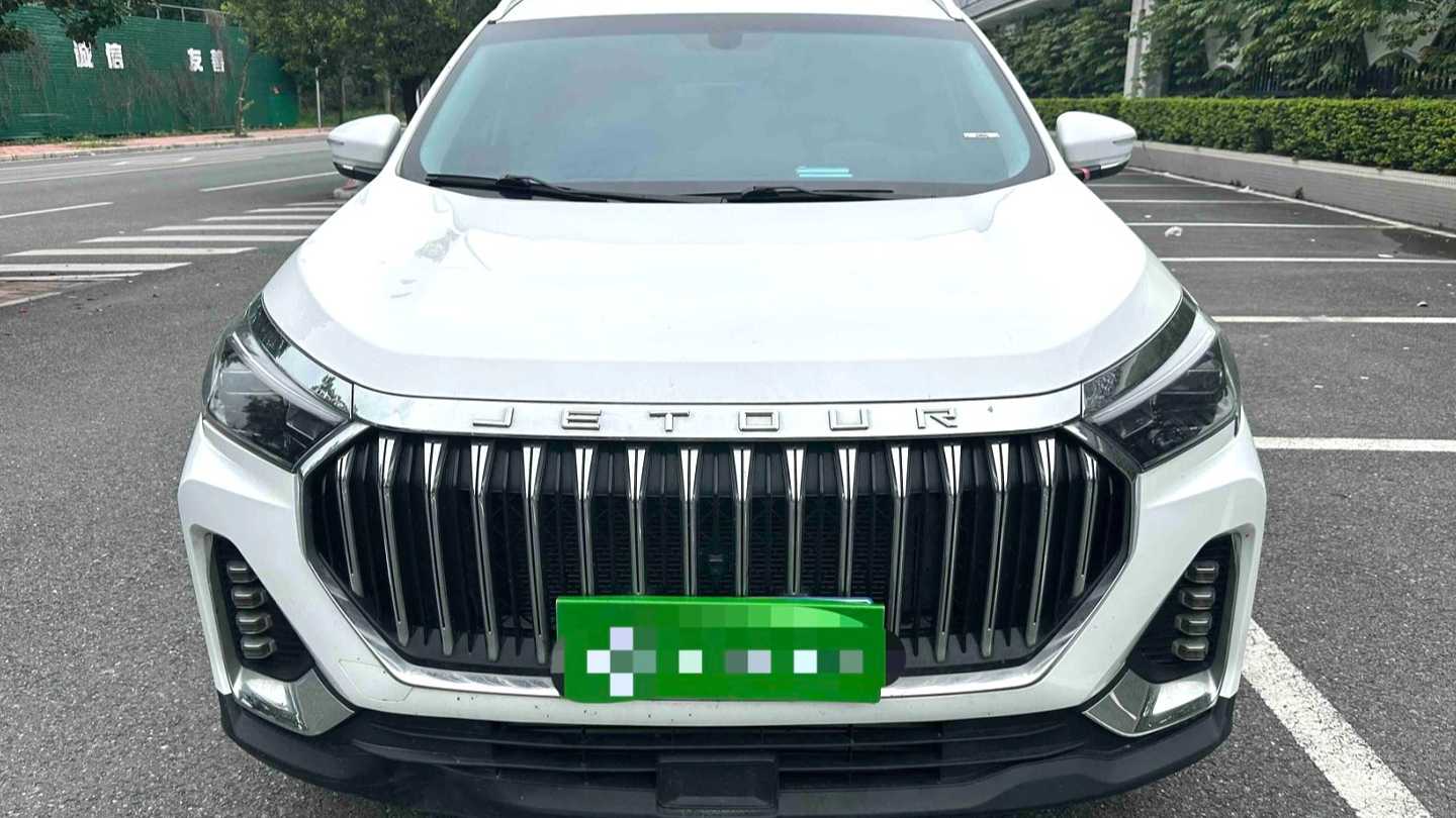 JETOUR X90 PLUS 2023 1.6TD DCT Villa 7 Blocks
