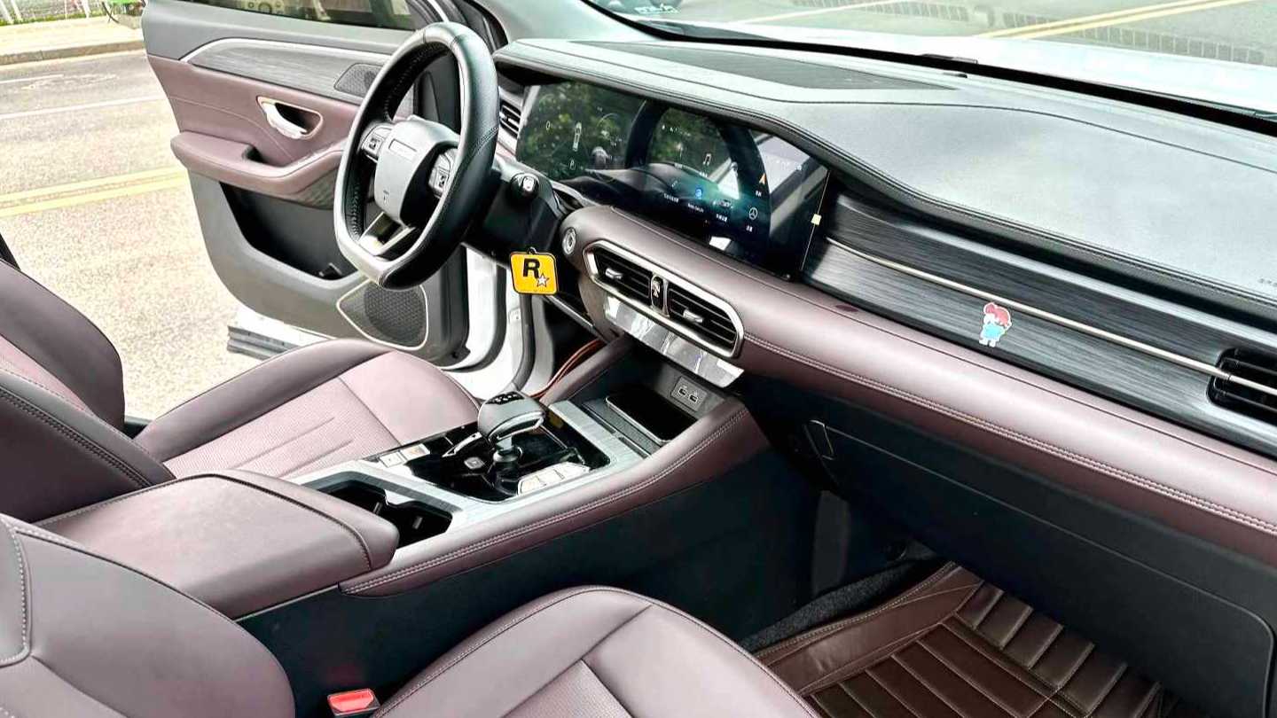 JETOUR X90 PLUS 2024 1.6TD DCT Family Fun Edition 7-seater