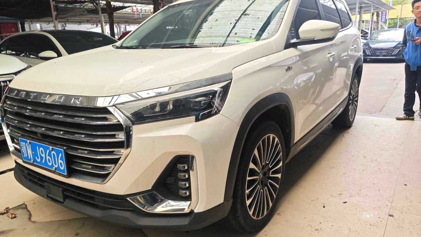 JETOUR X90 PLUS 2023 5 2.0T DCT castles