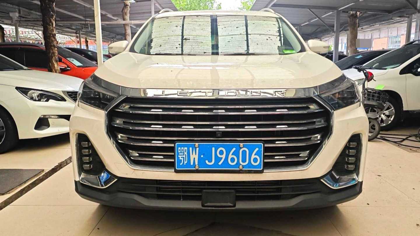 JETOUR X90 PLUS 2023 5 2.0T DCT castles