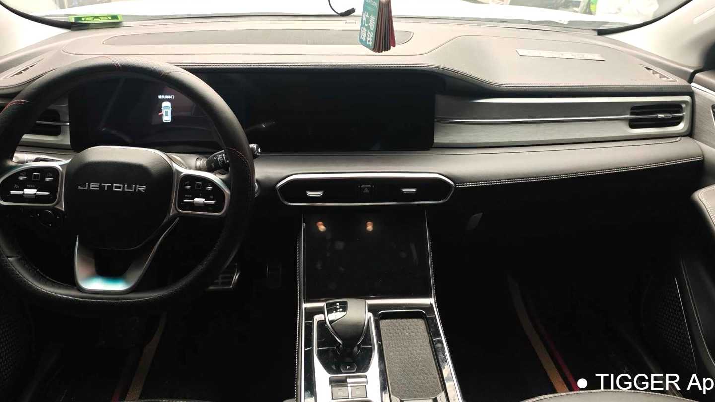 JETOUR X90 PLUS 2023 5 2.0T DCT castles