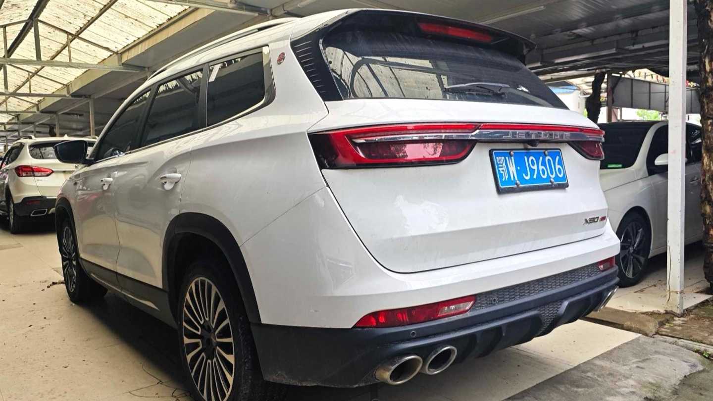 JETOUR X90 PLUS 2023 5 2.0T DCT castles